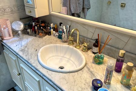 Apartamento à venda com 200m², 3 quartos e 1 vagaBanheiro Suíte