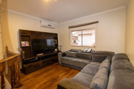 Casa à venda com 256m², 3 quartos e 4 vagasSala