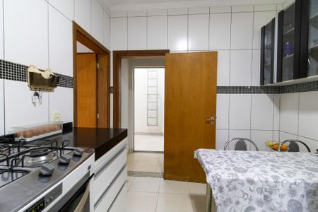 Casa à venda com 256m², 3 quartos e 4 vagasCozinha