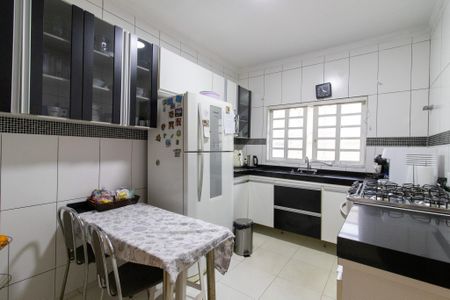 Casa à venda com 256m², 3 quartos e 4 vagasCozinha