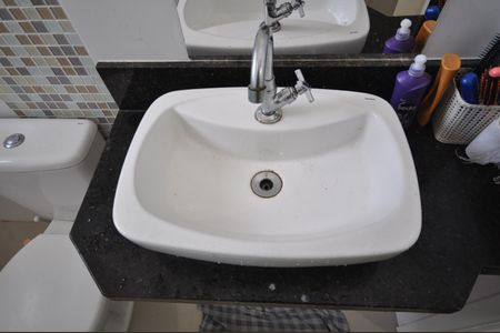 Casa à venda com 112m², 2 quartos e 3 vagasBanheiro da Suíte 1