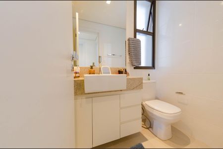 Apartamento à venda com 80m², 3 quartos e 2 vagasBanheiro