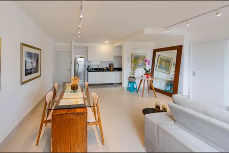 Apartamento à venda com 80m², 3 quartos e 2 vagasSala