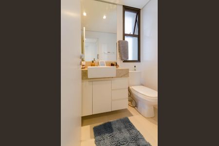 Apartamento à venda com 80m², 3 quartos e 2 vagasBanheiro