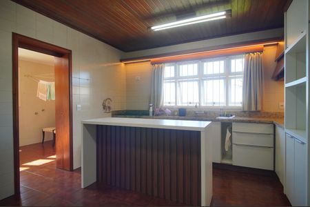 Casa à venda com 445m², 5 quartos e 6 vagasCozinha