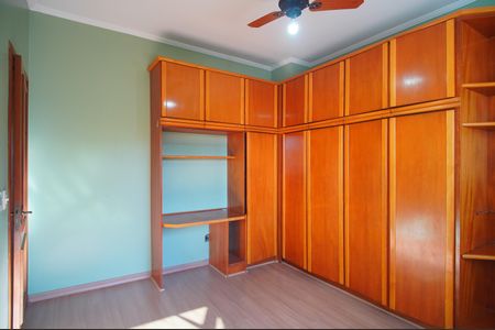 Casa à venda com 445m², 5 quartos e 6 vagasQuarto 5