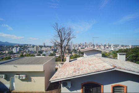 Casa à venda com 445m², 5 quartos e 6 vagasVista do Quarto 2