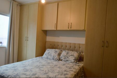 Casa de condomínio à venda com 240m², 3 quartos e 2 vagasSuíte