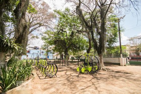 Casa de condomínio à venda com 240m², 3 quartos e 2 vagasÁrea comum - Academia