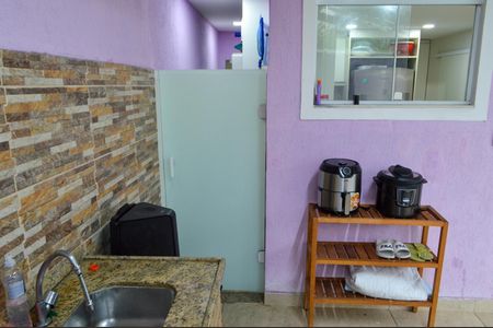 Casa de condomínio à venda com 240m², 3 quartos e 2 vagasÁrea de Serviço