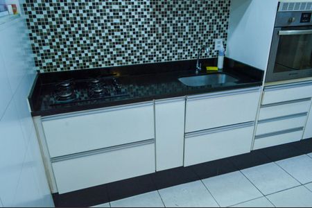 Casa de condomínio à venda com 240m², 3 quartos e 2 vagasCozinha