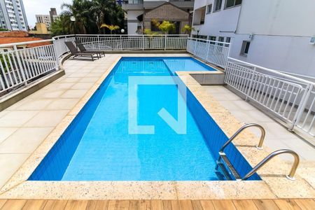 Apartamento à venda com 38m², 1 quarto e 1 vaga Apartamento à venda com 38m², 1 quarto e 1 vagaÁrea comum - Piscina