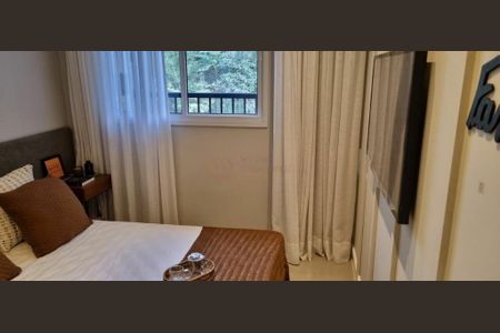 Apartamento à venda com 32m², 1 quarto e 1 vaga