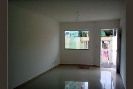 Casa à venda com 176m², 3 quartos e 6 vagas