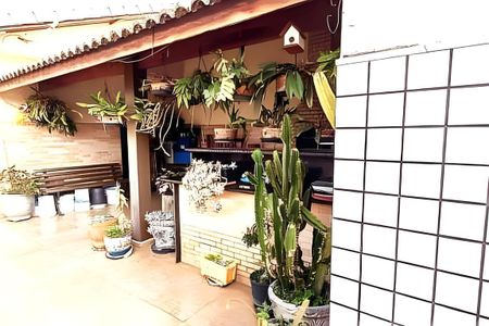 Apartamento à venda com 232m², 4 quartos e 4 vagas