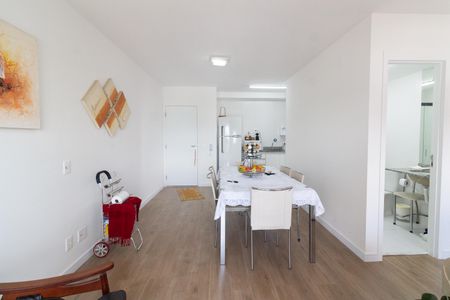 Sala de apartamento para alugar com 2 quartos, 69m² em Vila Sonia, São Paulo