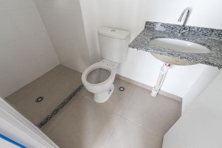 Apartamento à venda com 40m², 2 quartos e sem vaga Apartamento à venda com 40m², 2 quartos e sem vagaBanheiro