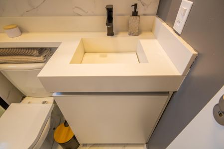 Apartamento à venda com 30m², 1 quarto e sem vaga Apartamento à venda com 30m², 1 quarto e sem vagaBanheiro