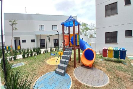 Apartamento à venda com 37m², 2 quartos e sem vaga Apartamento à venda com 37m², 2 quartos e sem vagaÁrea comum - Playground