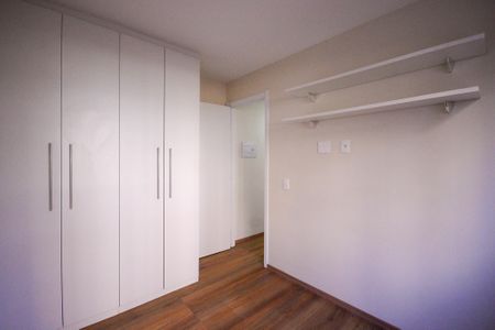 Quarto 2 de apartamento para alugar com 2 quartos, 40m² em Parque Bristol, São Paulo