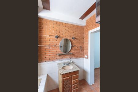 Casa à venda com 142m², 3 quartos e 5 vagasBanheiro da Suíte