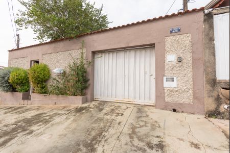 Casa à venda com 142m², 3 quartos e 5 vagasFachada