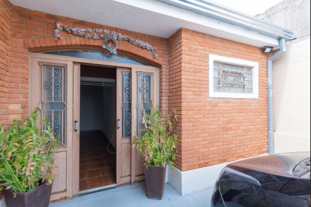 Casa à venda com 142m², 3 quartos e 5 vagasFachada