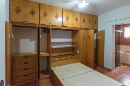 Casa à venda com 142m², 3 quartos e 5 vagasSuíte