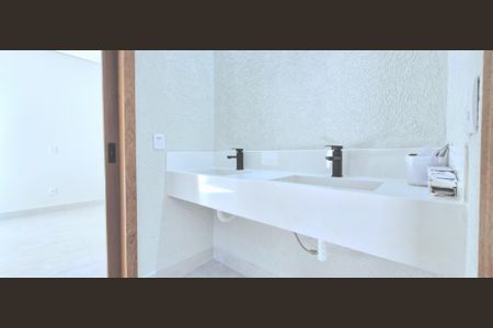 Casa de condomínio à venda com 280m², 4 quartos e 4 vagasLavabo da Suíte