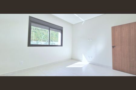 Casa de condomínio à venda com 280m², 4 quartos e 4 vagasQuarto 1