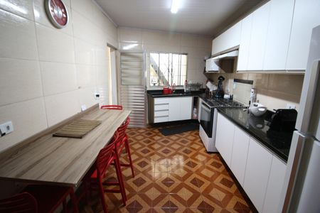 Casa à venda com 120m², 3 quartos e 2 vagasCozinha
