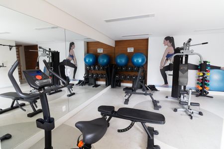 Apartamento à venda com 60m², 2 quartos e 1 vaga Apartamento à venda com 60m², 2 quartos e 1 vagaÁrea comum - Academia