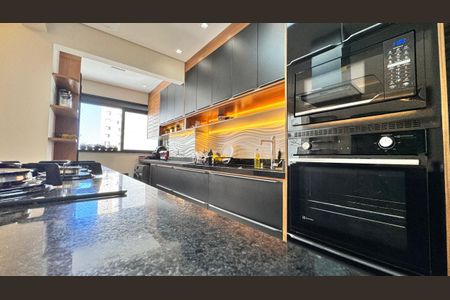 Apartamento à venda com 86m², 3 quartos e 2 vagas Apartamento à venda com 86m², 3 quartos e 2 vagasCozinha