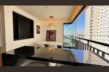 Apartamento à venda com 86m², 3 quartos e 2 vagas Apartamento à venda com 86m², 3 quartos e 2 vagasSacada