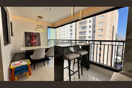 Apartamento à venda com 86m², 3 quartos e 2 vagas Apartamento à venda com 86m², 3 quartos e 2 vagasSacada