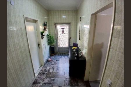 Casa de condomínio à venda com 178m², 3 quartos e 1 vaga