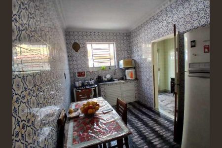 Casa de condomínio à venda com 178m², 3 quartos e 1 vaga