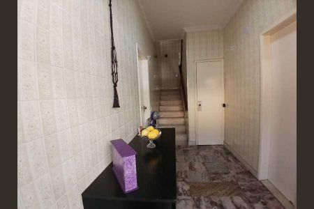 Casa de condomínio à venda com 178m², 3 quartos e 1 vaga
