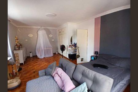 Casa de condomínio à venda com 178m², 3 quartos e 1 vaga