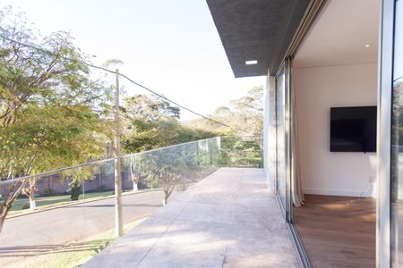 Casa de condomínio à venda com 570m², 4 quartos e sem vaga Casa de condomínio à venda com 570m², 4 quartos e sem vagaVaranda da Suíte 4