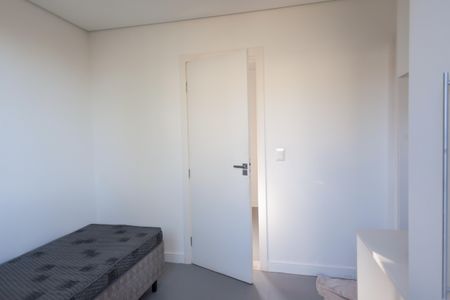 Casa de condomínio à venda com 570m², 4 quartos e sem vaga Casa de condomínio à venda com 570m², 4 quartos e sem vagaQuarto de Serviço