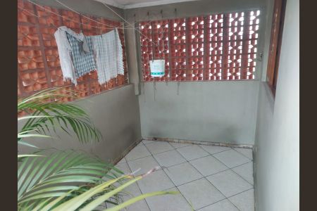 Casa à venda com 176m², 2 quartos e 3 vagas Casa à venda com 176m², 2 quartos e 3 vagasÁrea Externa