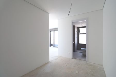 Apartamento à venda com 396m², 4 quartos e 4 vagasSuíte 1