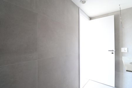 Apartamento à venda com 396m², 4 quartos e 4 vagasBanheiro da Suíte 3