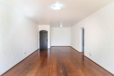 Apartamento à venda com 160m², 3 quartos e 2 vagasSala
