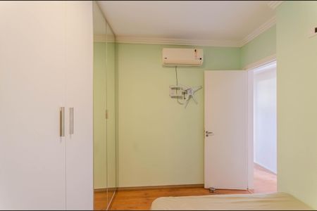Apartamento à venda com 67m², 2 quartos e 2 vagasQuarto