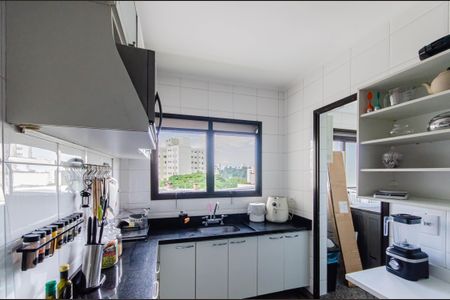 Apartamento à venda com 67m², 2 quartos e 2 vagasCozinha