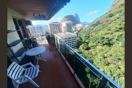 Apartamento à venda com 93m², 2 quartos e 1 vaga Apartamento à venda com 93m², 2 quartos e 1 vagaFoto 02
