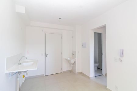 Apartamento para alugar com 32m², 2 quartos e sem vaga Apartamento para alugar com 32m², 2 quartos e sem vagaSala/Cozinha