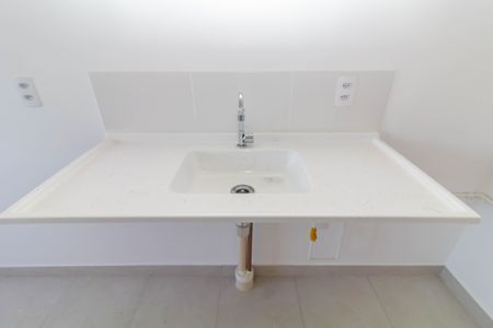 Apartamento para alugar com 32m², 2 quartos e sem vaga Apartamento para alugar com 32m², 2 quartos e sem vagaSala/Cozinha